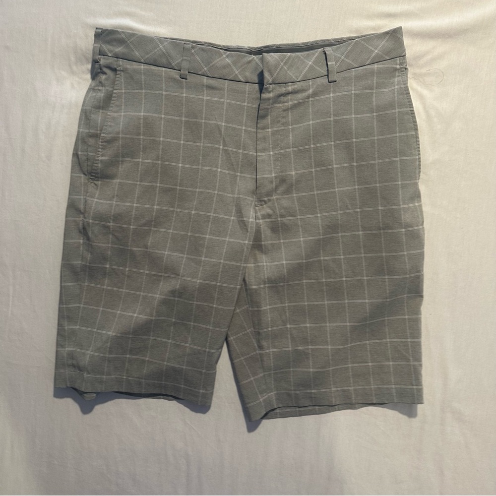 Walter Hagen Golf Shorts Men’s Size 34
